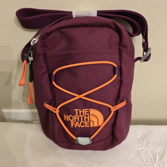 NWOT The North Face Jester Crossbody Bag - Burgundy and Orange - Picture 3 of 8